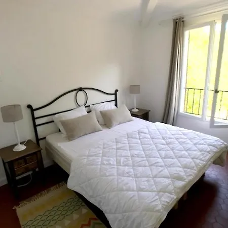 Nyaraló House With 3 Bedrooms In Grimaud With Shared Pool Furnished Garden And Wifi 2 Km From The Saint-Tropez